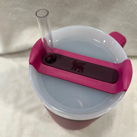 Stanley Quencher 40oz Fuchsia - Picture 2 of 7